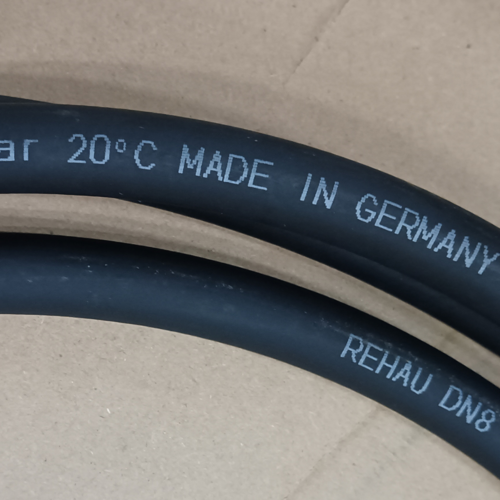 履带式水冲设备水冲管水清洗胶管测压线管